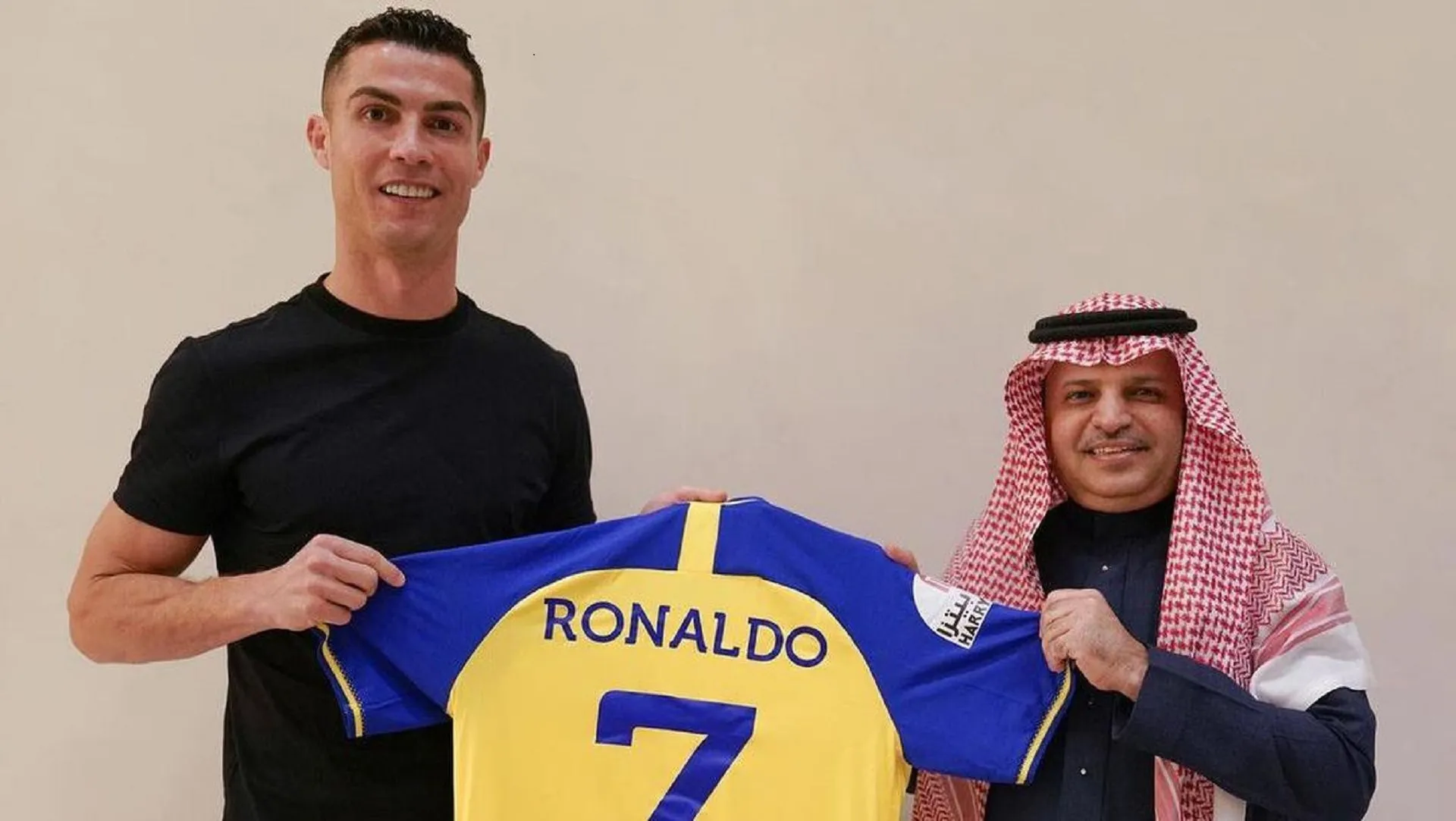 2 Legenda Sepak Bola Inggris Sedih Cristiano Ronaldo Gabung Al-Nassr