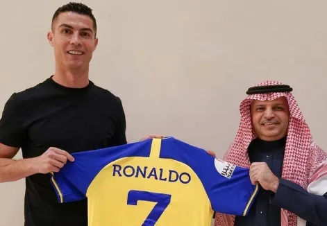 2 Legenda Sepak Bola Inggris Sedih Cristiano Ronaldo Gabung Al-Nassr