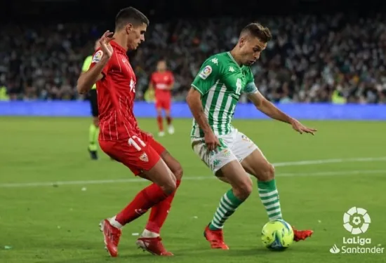 Real Betis yang terbang tinggi menjamu tim Sevilla FC yang membutuhkan poin di El Gran Derbi pertama musim ini