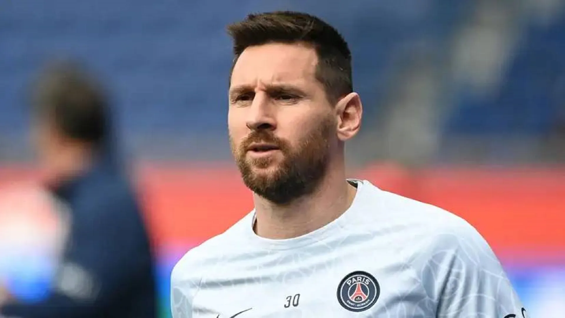 'Martabat PSG Rusak Gara-Gara Lionel Messi Kunjungi Arab Saudi' - Kecam Legenda Prancis Thierry Henry