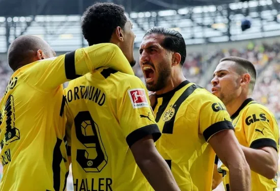 Dortmund satu kemenangan dari gelar Bundesliga saat Haller mengalahkan Augsburg dua kali