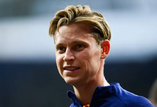 Frenkie de Jong akui ada 'situasi' dengan Joan Laporta di tengah saga transfer Man Utd