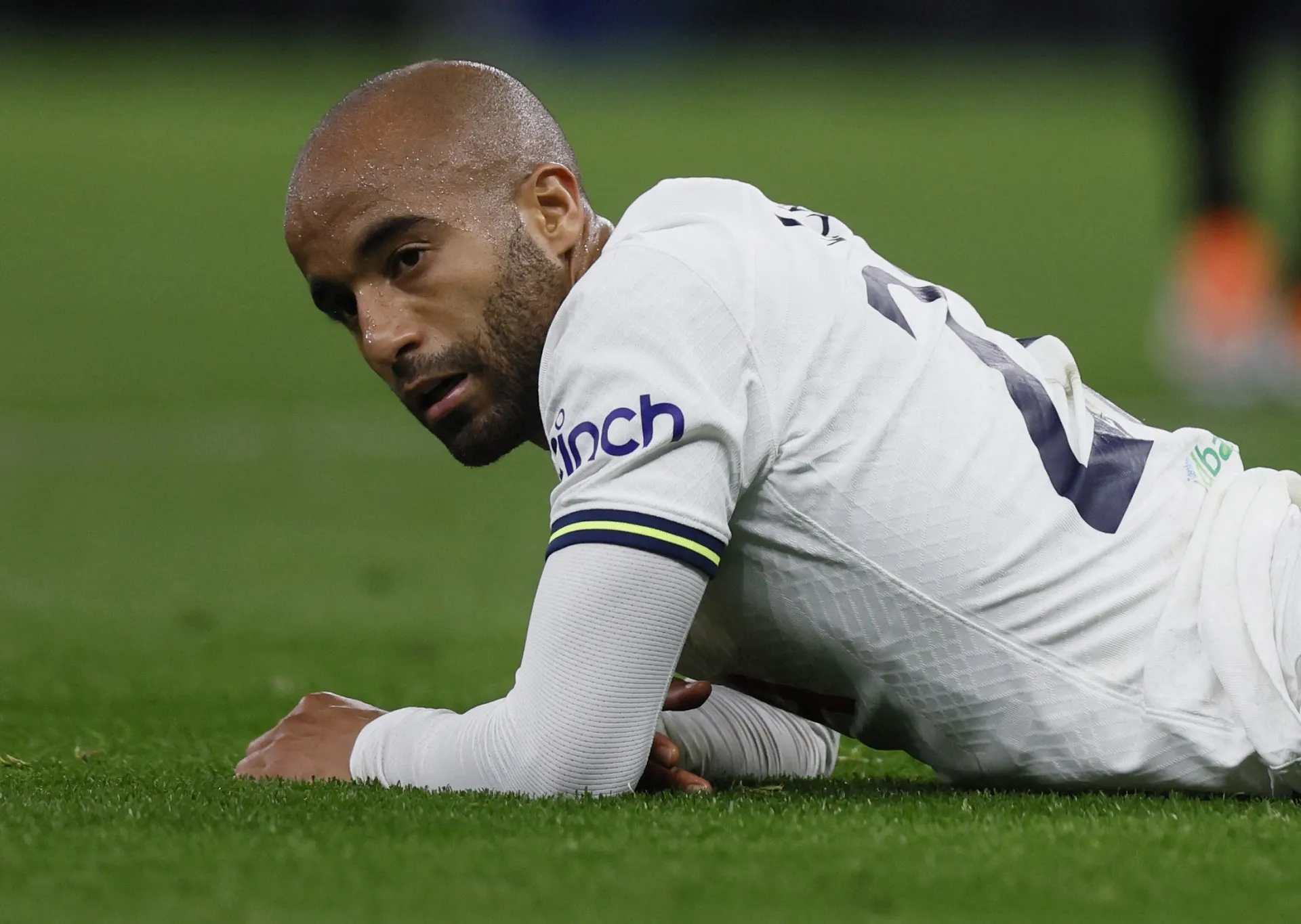 Moura Brasil untuk meninggalkan Tottenham pada akhir musim