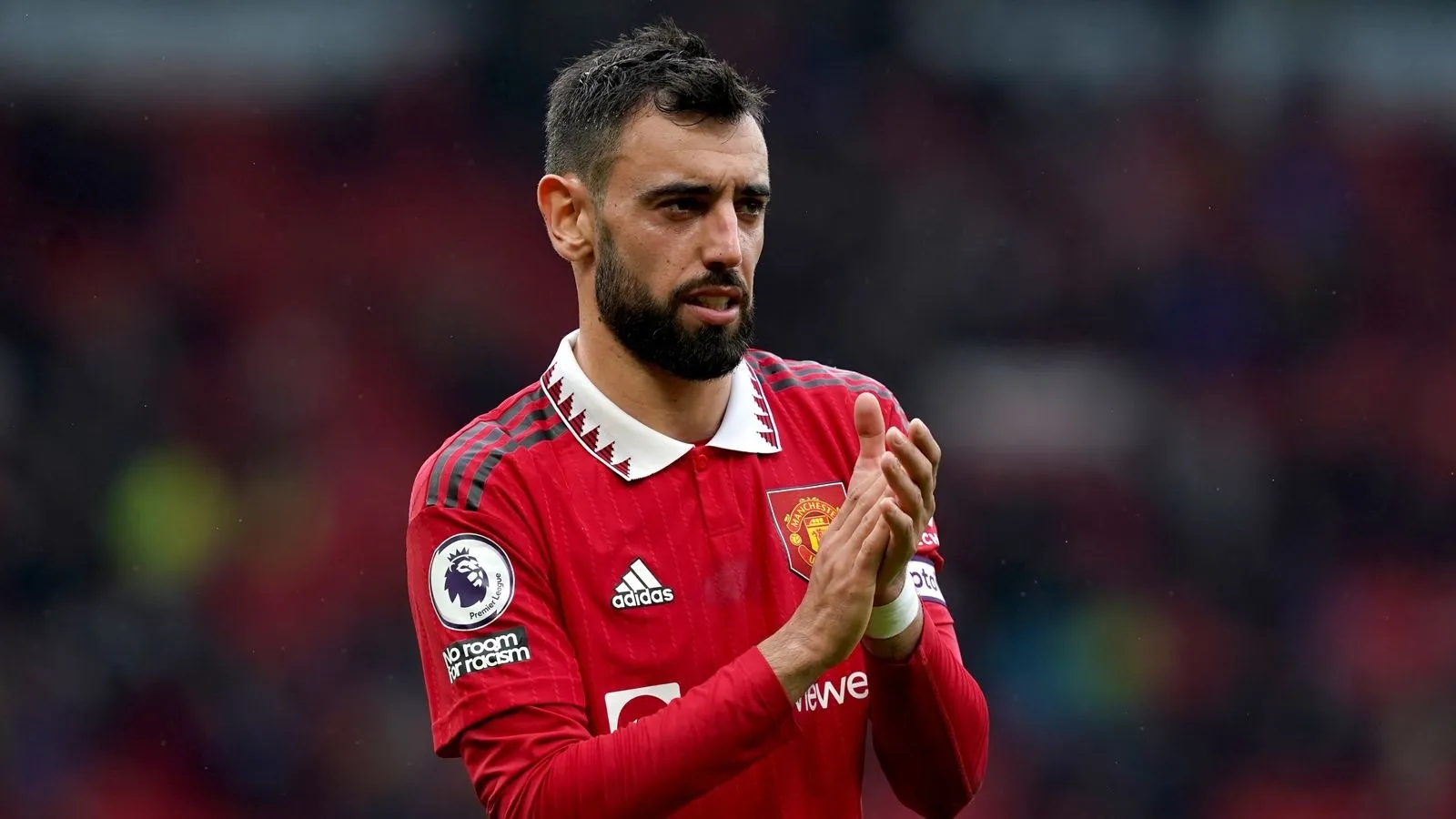 Gelandang Man Utd Bruno Fernandes menargetkan 'hal-hal yang lebih besar' saat klub berjuang untuk Liga Champions