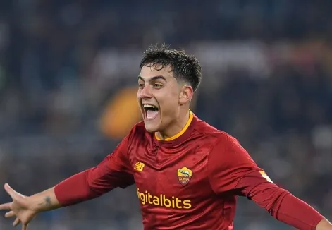 Dybala and Smalling train with Roma ahead of Europa League clash