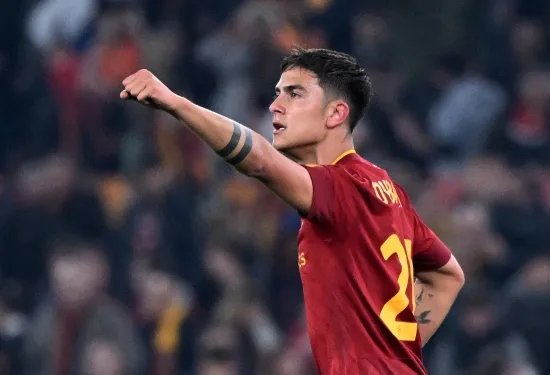 Dybala diragukan tampil di final Liga Europa Roma, kata Mourinho