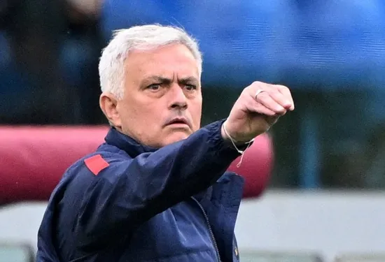 Mourinho mundur dari Dewan Sepak Bola UEFA