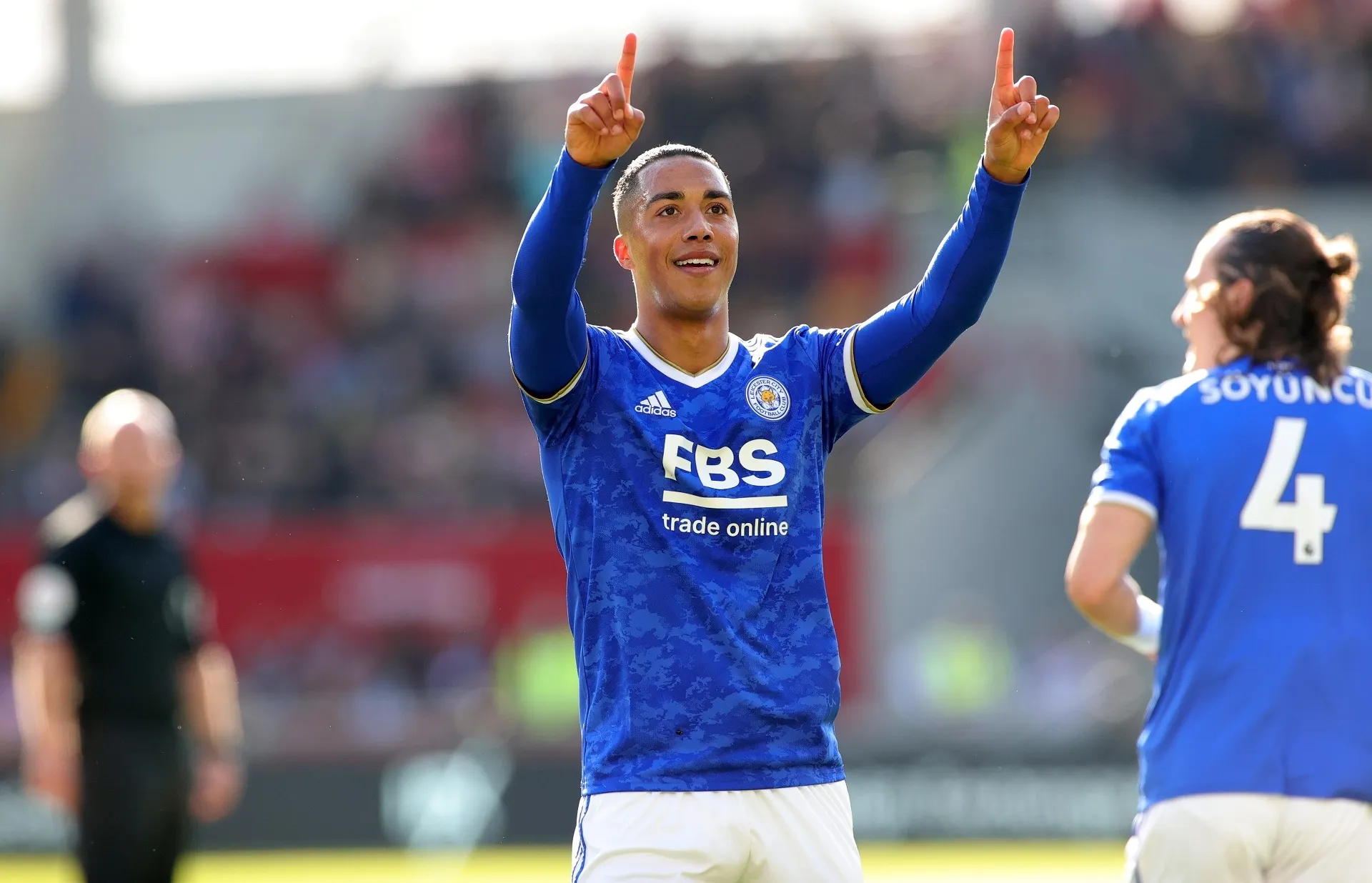 Youri Tielemans mengonfirmasi kepergian Leicester