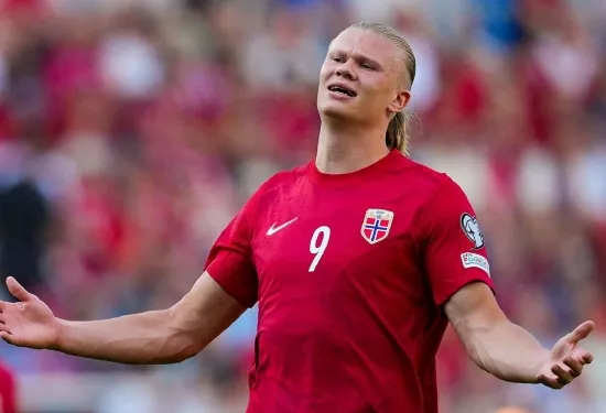 Norwegia kalah telak meski Haaland mencetak gol