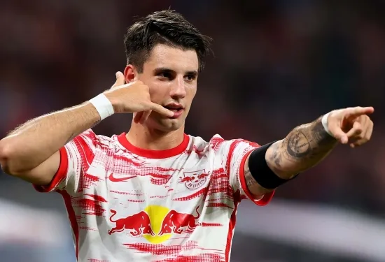 Liverpool menjajaki transfer Dominik Szoboszlai setelah pertemuan awal dengan perwakilan bintang RB Leipzig itu