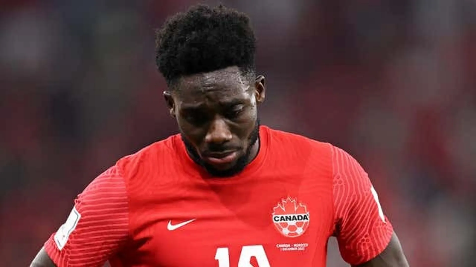 Bintang Bayern Munich Alphonso Davies mengklaim Barcelona menolak transfer 'karena saya orang Kanada'