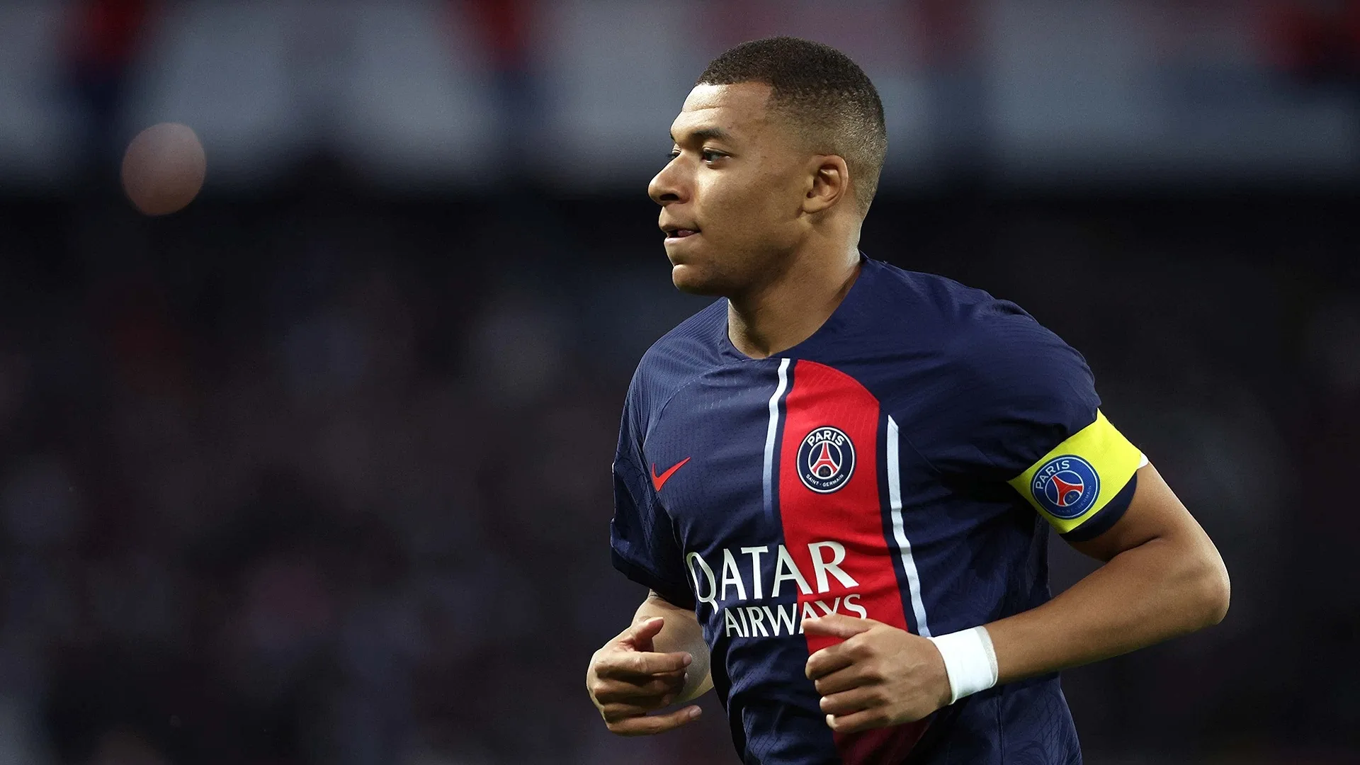 'Saya tenang' - Pembicaraan transfer Kylian Mbappe disampaikan oleh presiden Real Madrid Florentino Perez saat PSG bersiap untuk memberikan sanksi kepergian penyerang bintang