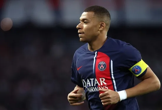 'Saya tenang' - Pembicaraan transfer Kylian Mbappe disampaikan oleh presiden Real Madrid Florentino Perez saat PSG bersiap untuk memberikan sanksi kepergian penyerang bintang