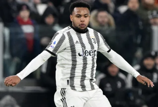 Bintang USMNT Weston McKennie menunggu tawaran dari pelamar Liga Premier karena Juventus ingin melakukan transfer