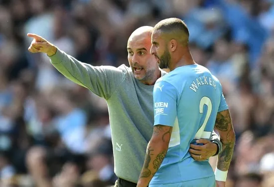 Man City akan 'berjuang' untuk mencegah Kyle Walker menyegel transfer Bayern Munich karena Pep Guardiola menegaskan bek sayap Inggris 'tak tergantikan'