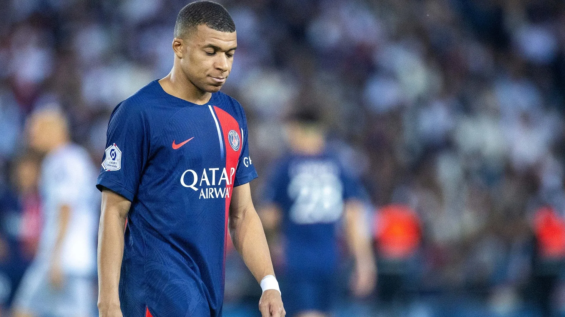 Real Madrid seharusnya tidak terburu-buru untuk mengontrak Kylian Mbappe - menyaksikan PSG meledak hanya akan menguntungkan Los Blancos