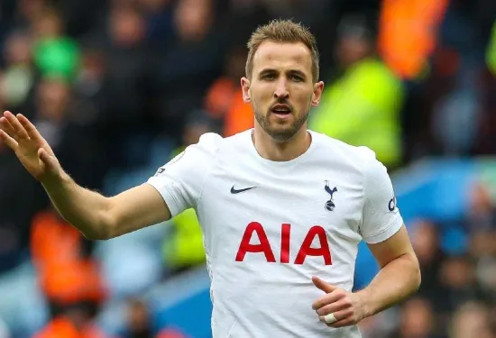 Akankah Bayern Munich mengajukan tawaran kedua untuk striker Tottenham Harry Kane setelah tawaran €70 juta ditolak? Rencana transfer terungkap