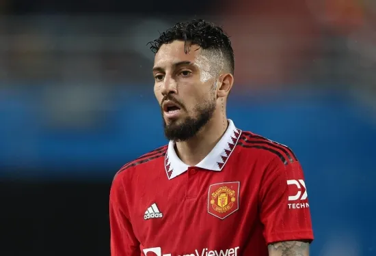 'Tidak mungkin' - Man Utd yang terbuang Alex Telles dengan tegas mengesampingkan satu kemungkinan tujuan transfer karena pintu keluar permanen Old Trafford semakin dekat