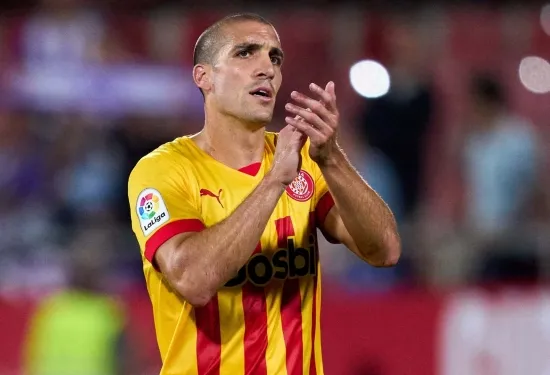 Barcelona hampir menandatangani kejutan! Juara La Liga dalam perbincangan terakhir untuk mengambil bekas bintang Southampton, Oriol Romeu dari Girona