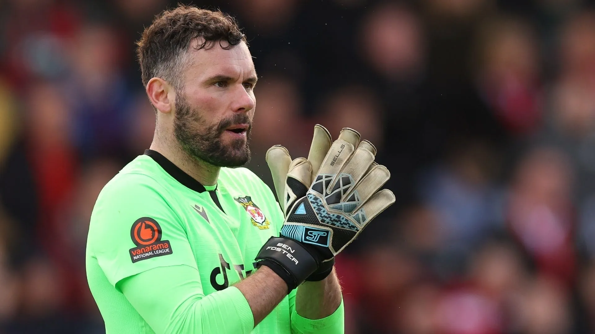 'Hanya tidak terjadi di Man Utd' - Ben Foster dari Wrexham membuka tentang 'pelecehan anjing absolut' & nyanyian 'fat b*stard' dari penggemar liga yang lebih rendah