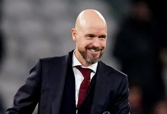 'Kami harus mencetak gol' - Erik ten Hag menegaskan Man Utd tampil baik di babak pertama saat kalah dari Tottenham dan menyesali keputusan handball VAR