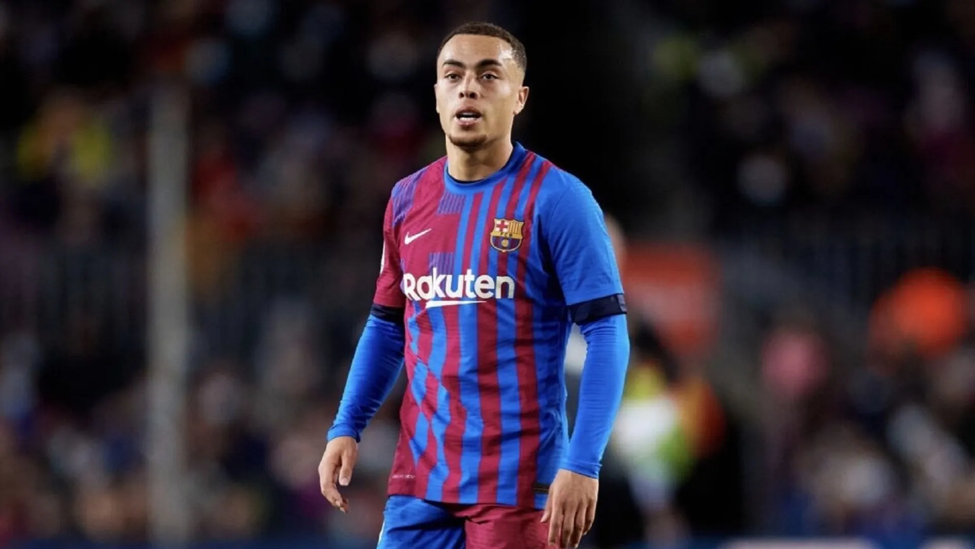 'Secara mental itu sangat sulit' - full-back USMNT & Barcelona Sergino Dest membuka perjuangan 'kehidupan pribadi' di tengah rumor transfer yang sedang berlangsung