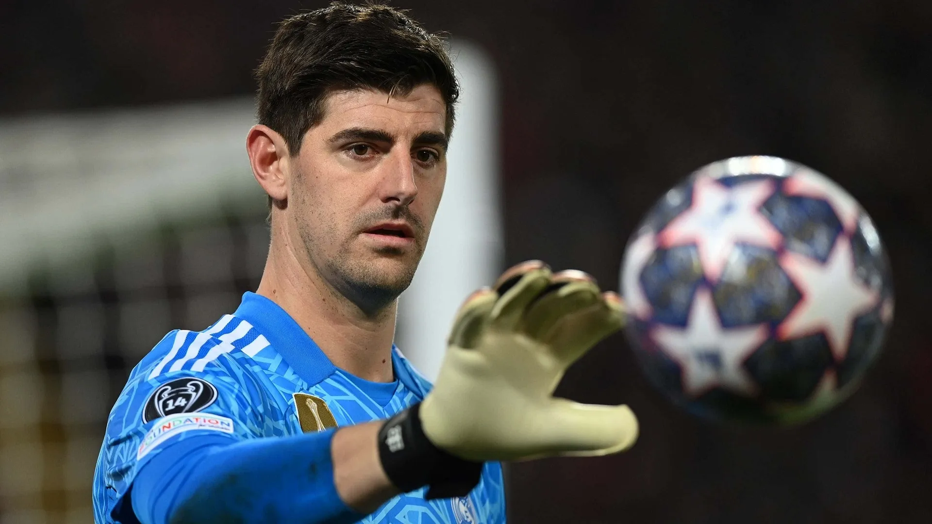 Pukulan cedera besar bagi Real Madrid saat Thibaut Courtois merobek ACL-nya & meninggalkan latihan sambil menangis