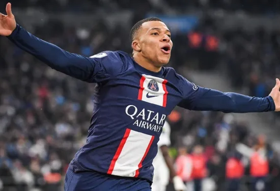 'Liverpool bisa cocok dengan Kylian Mbappe' - Marcel Desailly mendesak rekan senegaranya untuk mempertimbangkan langkah kejutan The Reds di tengah saga PSG