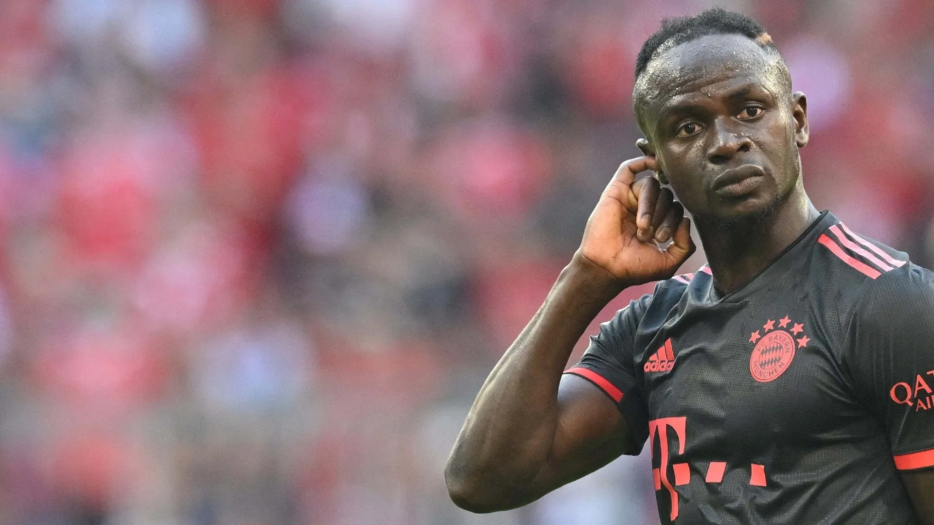 'Itu bukan keputusan sepakbola' - agen Sadio Mane mengecam 'tidak berterima kasih' Bayern Munich setelah transfer mantan penyerang Liverpool ke Al-Nassr