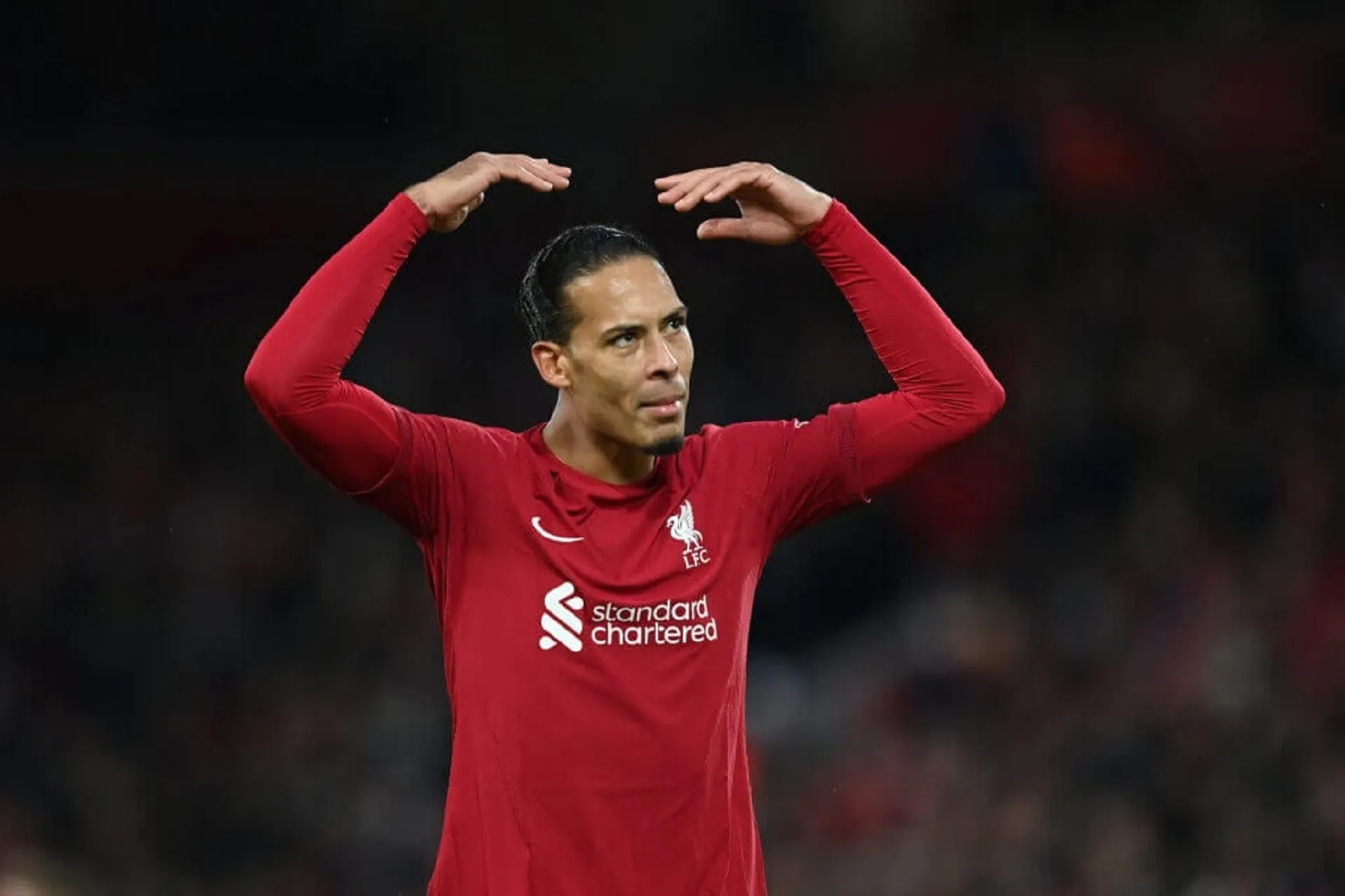 Jurgen Klopp mengklaim Liverpool memiliki 'kapten paling tampan di Liga Premier' saat ia menjelaskan peran kepemimpinan Virgil van Dijk & Trent Alexander-Arnold