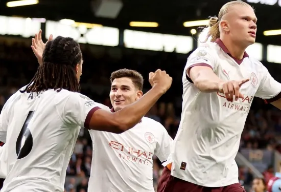 Mesin gol Man City Erling Haaland dikapteni oleh tiga pemain Burnley pada akhir pekan pembukaan Fantasy Premier League sebelum mencetak dua gol melawan mereka dalam kemenangan nyaman di Turf Moor