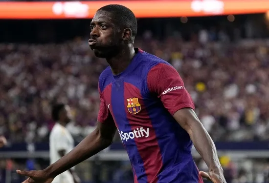 Ousmane Dembele meminta Barcelona untuk bernegosiasi dengan PSG dengan waktu yang hampir habis untuk mengaktifkan klausul pelepasan €50 juta