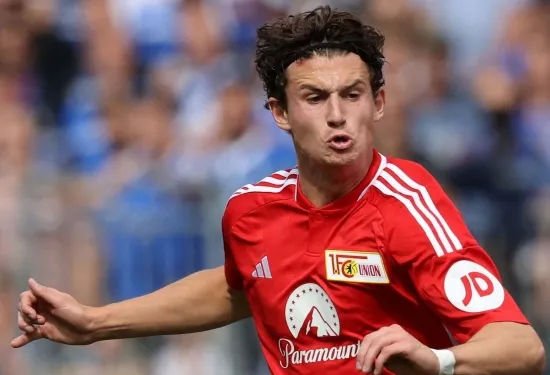 Brenden Aaronson dikeluarkan dari lapangan! Bintang USMNT menunjukkan dua kartu kuning setelah 20 menit dalam pertandingan Union Berlin melawan Darmstadt