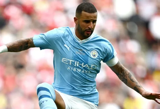 'Kenapa aku harus pergi?' - Kyle Walker menjelaskan mengapa dia menolak Bayern Munich untuk bertahan di Man City dengan kontrak baru yang akan segera tiba