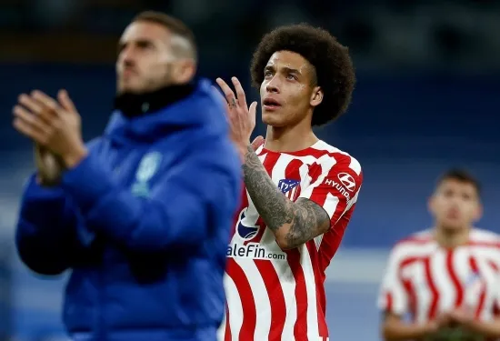 Gelandang Atletico Madrid Axel Witsel mengatakan para pemain meninggalkan Eropa ke Arab Saudi dan Tiongkok melakukannya demi 'uang'