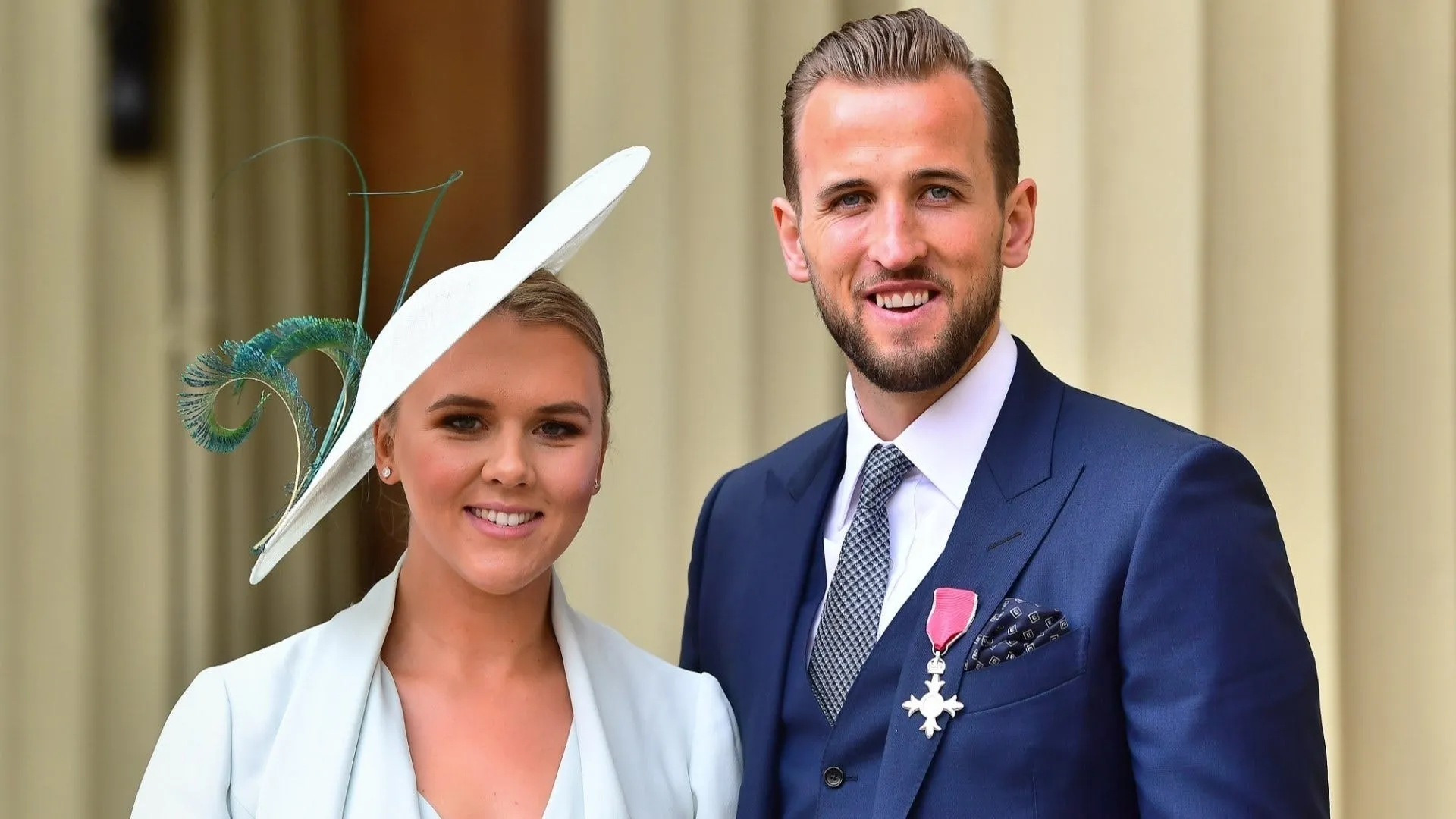 Harry Kane berpisah dari kekasih masa kecilnya Kate di Bayern Munich karena istri dan keluarganya memilih untuk tidak pindah ke Jerman