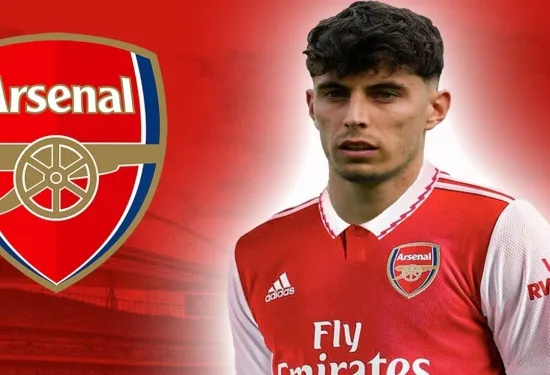 'Dia tidak berani melakukan apa pun!' - Mikel Arteta didesak untuk melepaskan Kai Havertz yang 'takut' karena Emmanuel Petit menuduh pemain Arsenal senilai £65 juta itu 'bersembunyi' melawan Man Utd