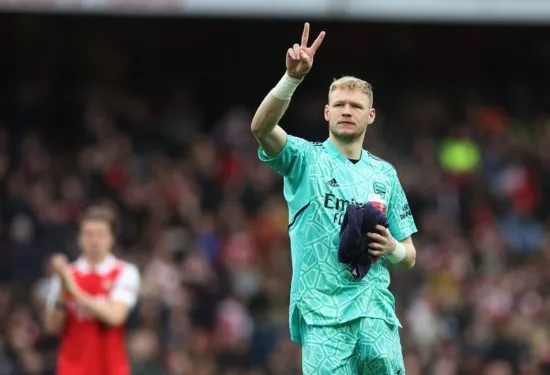 Aaron Ramsdale bergerak?! Bayern Munich dan Chelsea mengawasi kiper Arsenal setelah dia dijatuhkan melawan Everton