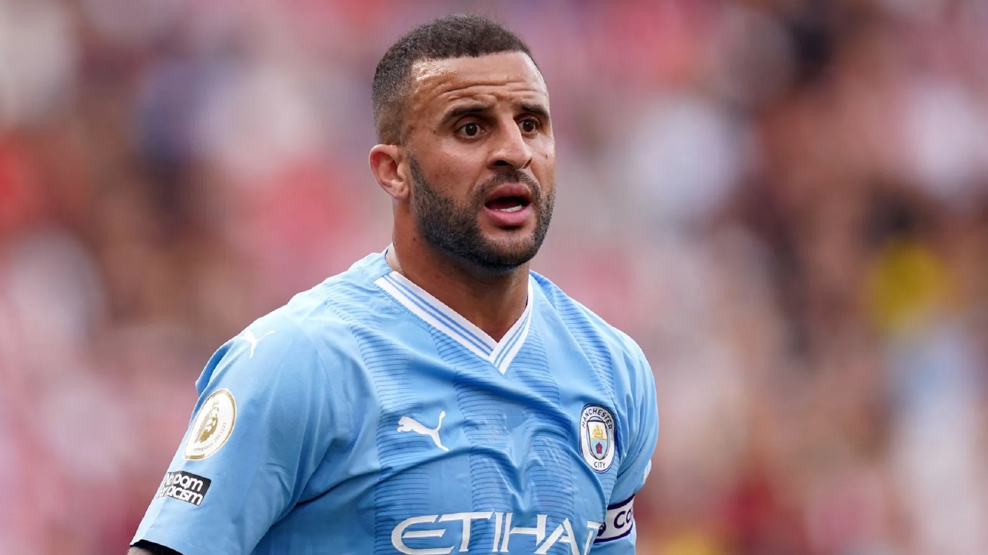 Kyle Walker menandatangani kontrak baru Man City hingga 2026 - hanya beberapa minggu setelah hampir meninggalkan pemenang treble untuk Bayern Munich