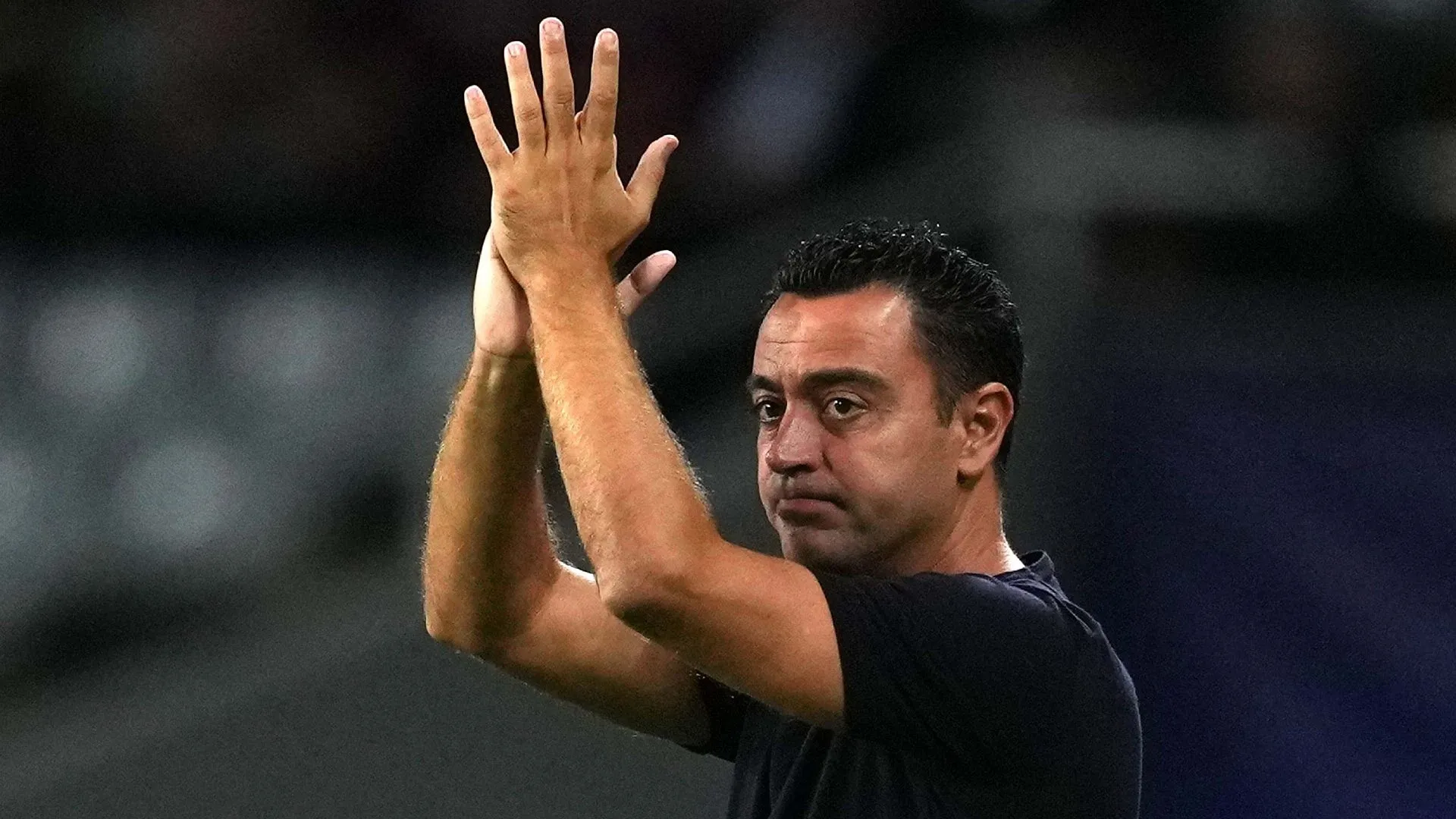 Bos Barcelona Xavi membantah keputusan wasit yang menguntungkan seiring dengan semakin meluasnya tuntutan kasus Negreira