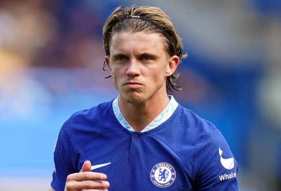 Chelsea bersedia mendiskusikan kontrak baru dengan Conor Gallagher meski gelandang itu dikaitkan di bursa transfer musim panas