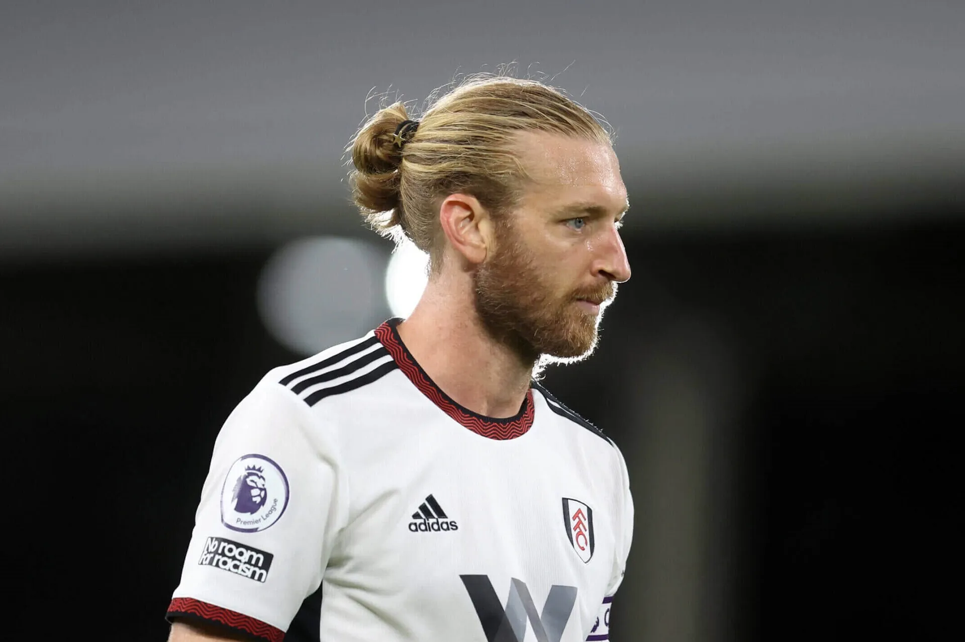 Bintang USMNT Tim Ream mendapat pujian di media sosial atas reaksi berkelasnya terhadap cedera mengerikan Chris Basham selama pertandingan Fulham vs Sheffield United